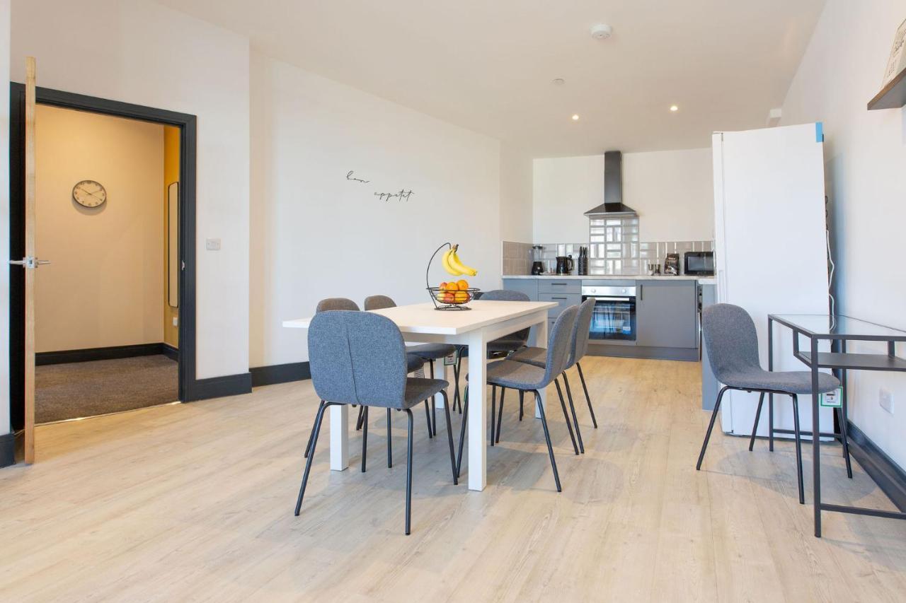 The Kingsway- 2 Bedroom Central Swansea Apartments By Stayright Εξωτερικό φωτογραφία