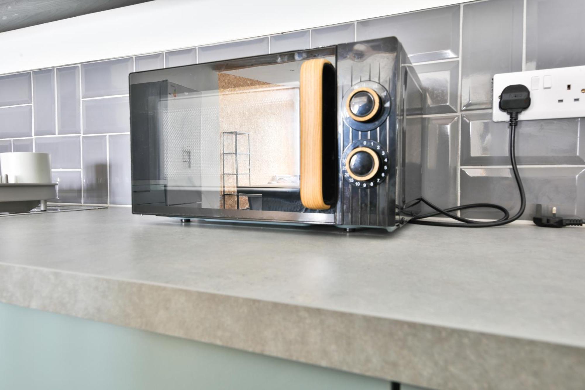 The Kingsway- 2 Bedroom Central Swansea Apartments By Stayright Εξωτερικό φωτογραφία