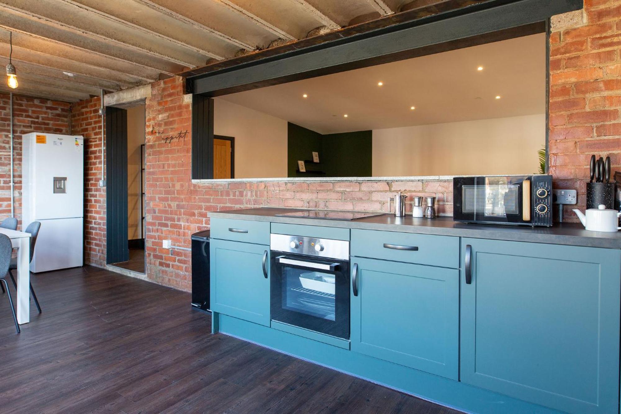 The Kingsway- 2 Bedroom Central Swansea Apartments By Stayright Εξωτερικό φωτογραφία